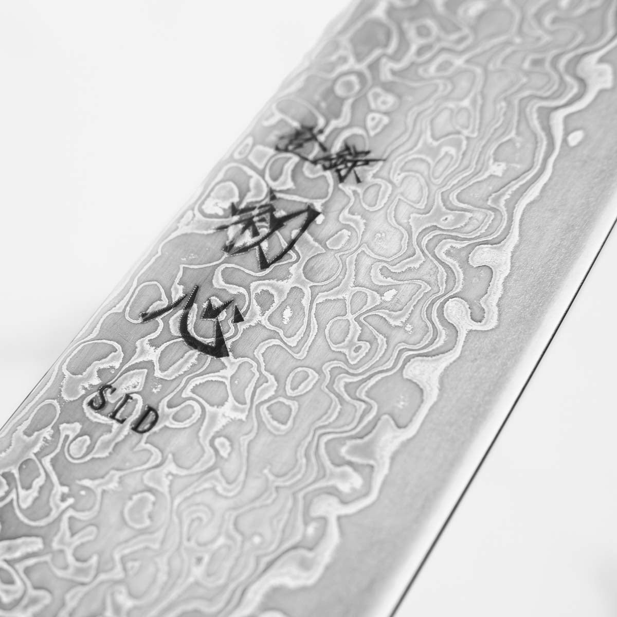 Hatsukokoro Hikari SLD Damascus Kurozome Petty 130mm - Bubinga
