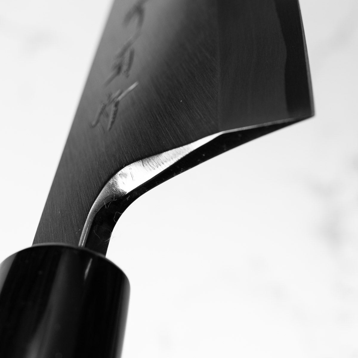 Sakai Kikumori Shironiko Deba 180mm - Magnolia & Black