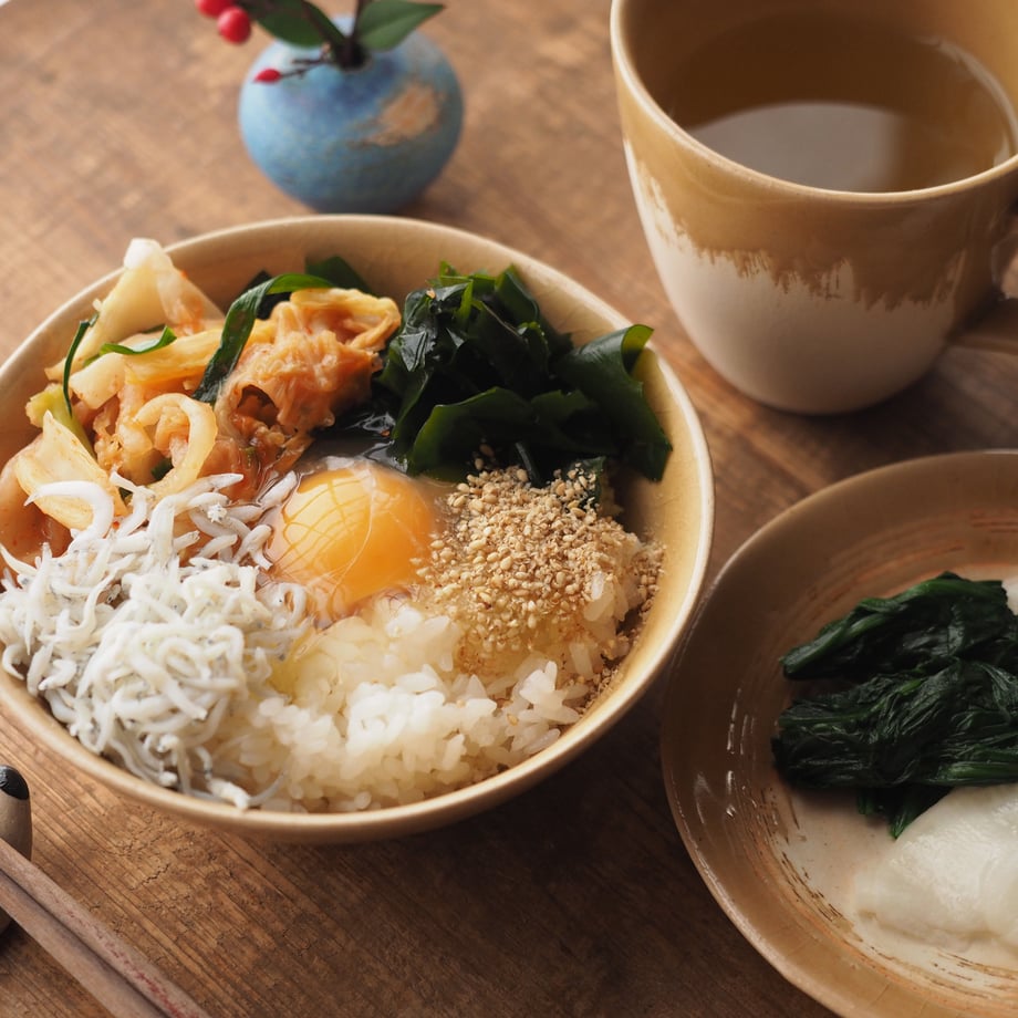 Bread & Rice Glossy Glaze Medium Bowl - Mont Blanc Mustard