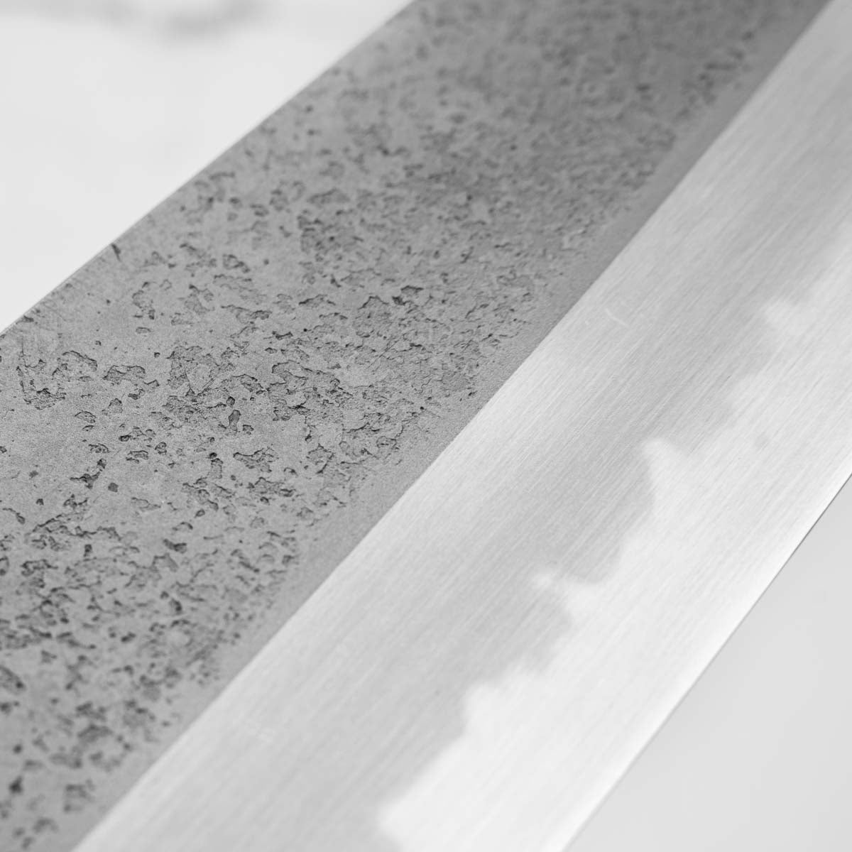 Sakai Kikumori "Kikuzuki Rin" Nakiri 180mm - Persimmon