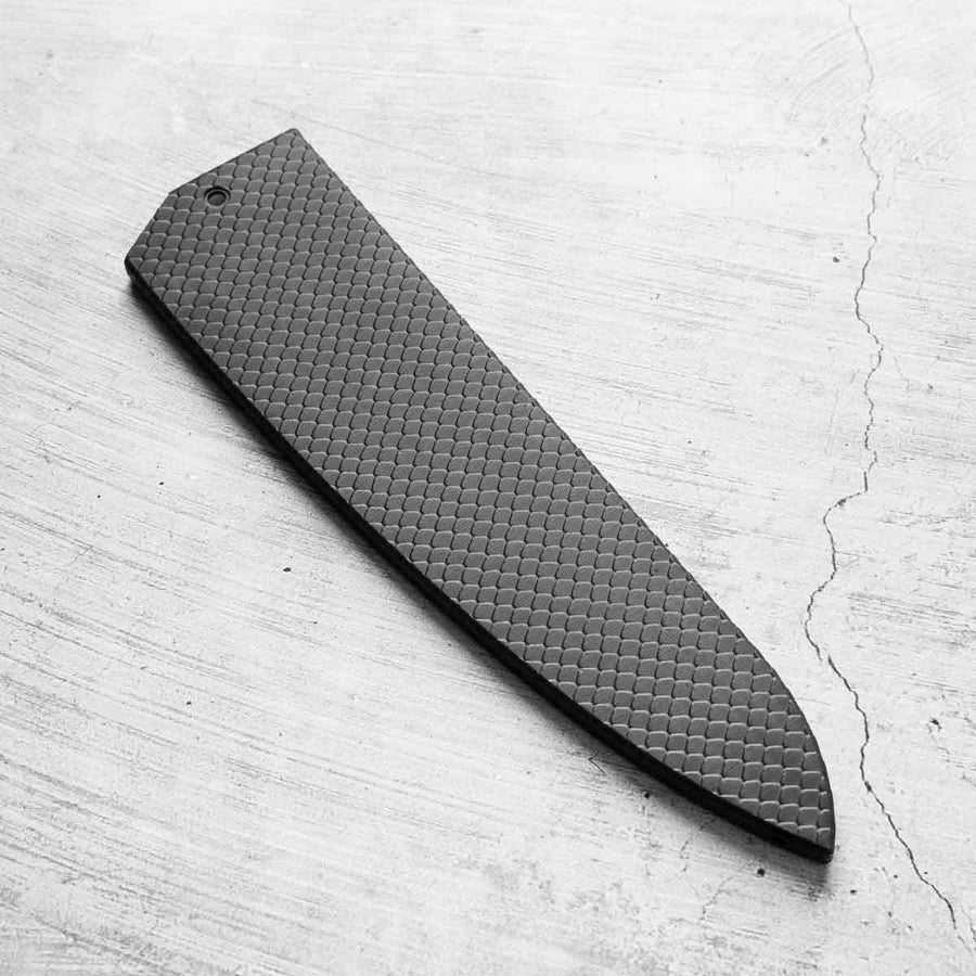 Hatsukokoro Hikari SLD Gyuto 210mm - Fitted Saya - Scales