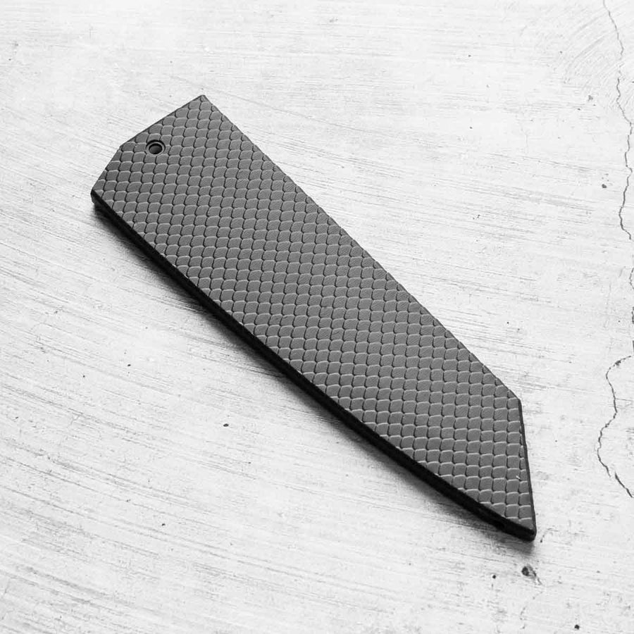 Hatsukokoro Hikari SLD Bunka 170mm - Fitted Saya - Scales