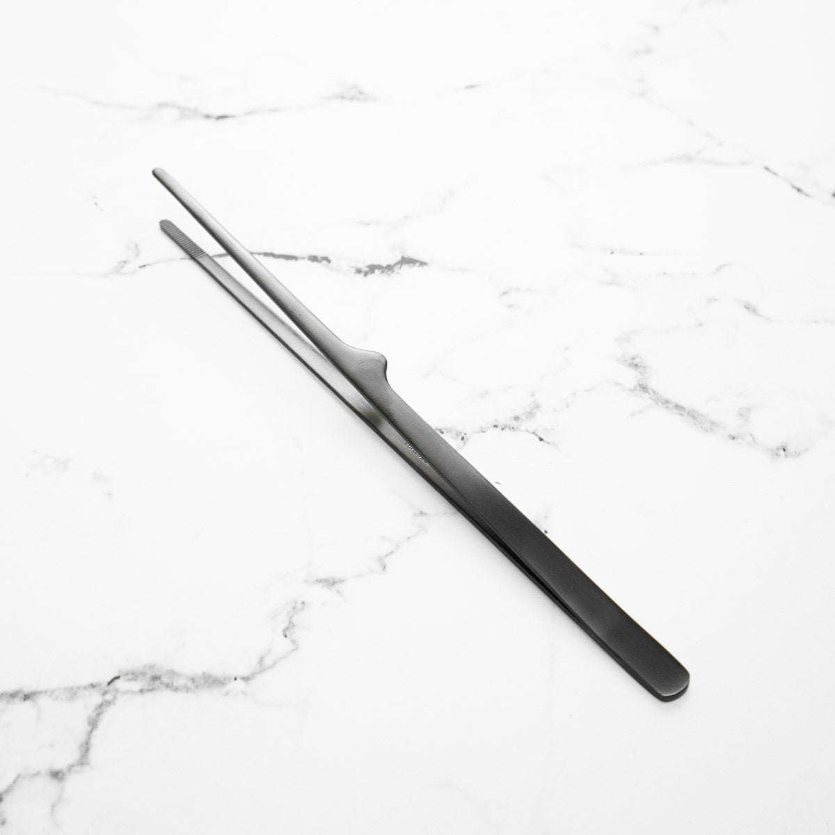 Gestura Stando Tweezer - Gunmetal