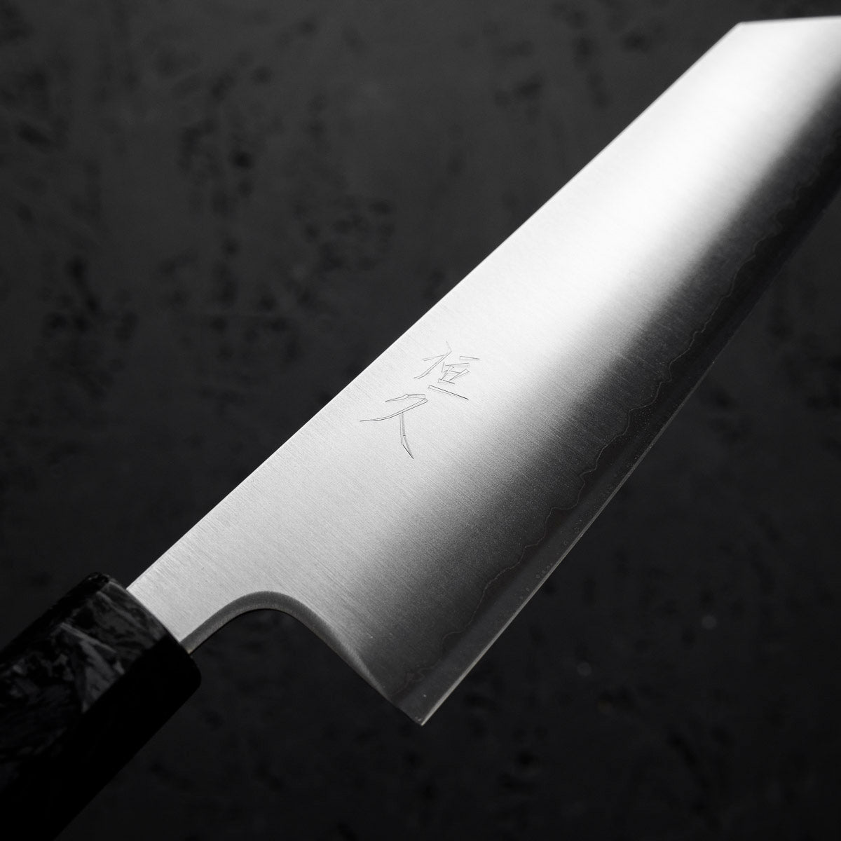 Tsunehisa Migaki Blue Super Bunka 170mm - Dark Carbon Fibre