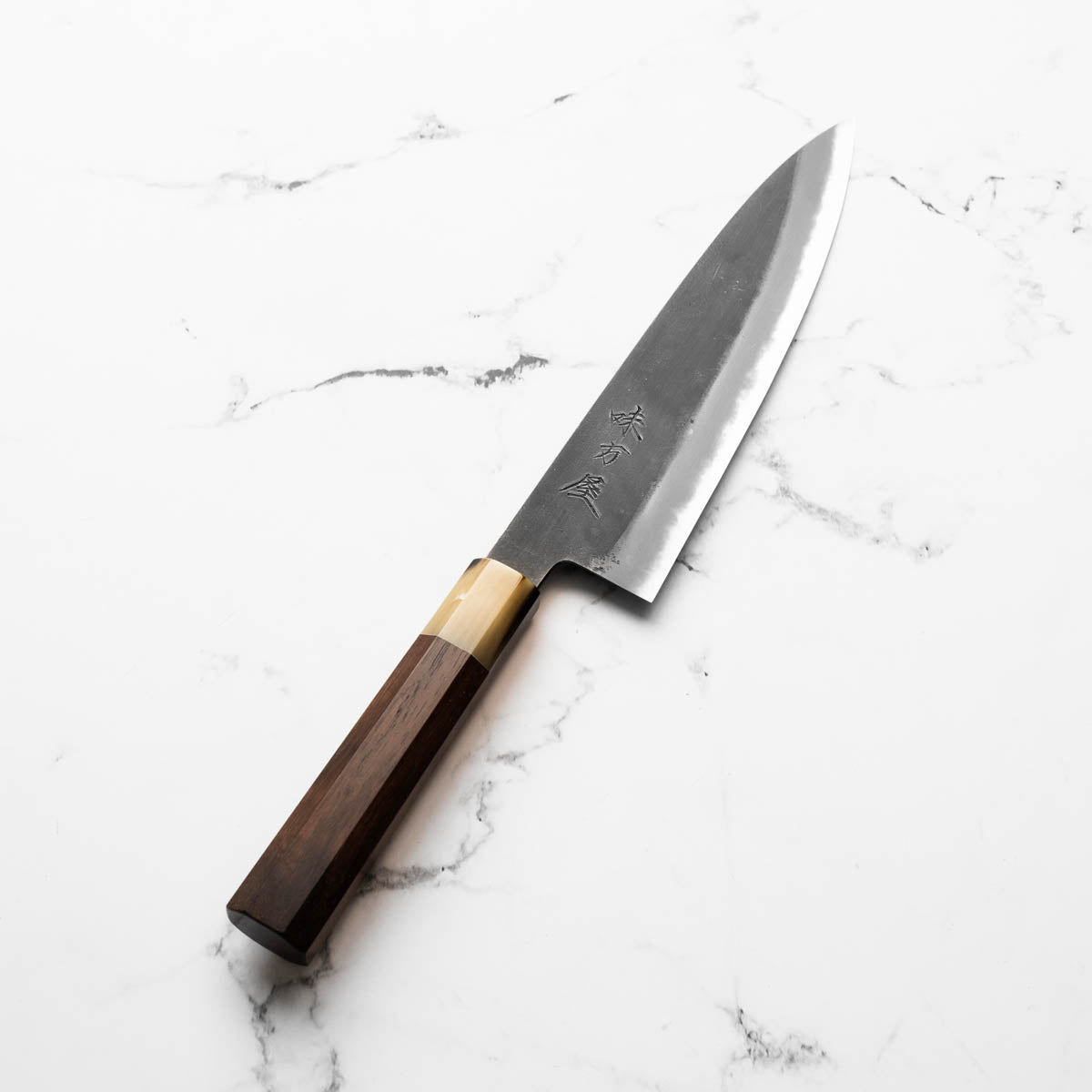 Mutsumi Hinoura Ajikataya White 2 Gyuto 210mm - Rosewood & White Horn