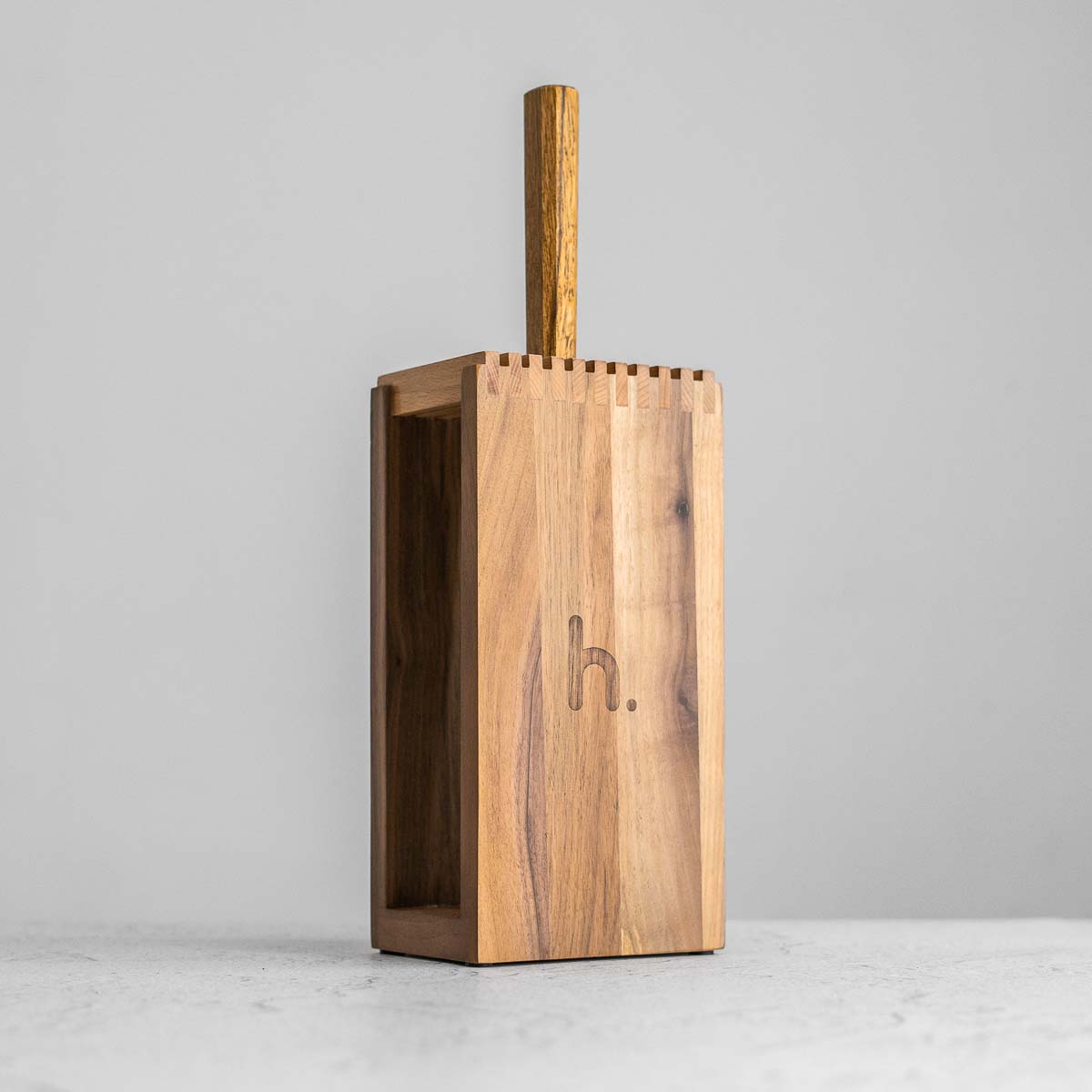 Habitat Benchtop Knife Block - Walnut